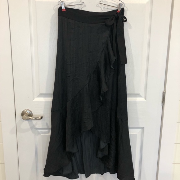 Maeve Anthropologie maxi skirt wrap style  black ruffle detail New With Tag S - Picture 2 of 11